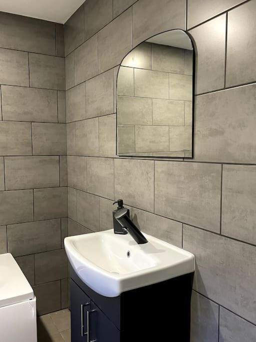 Central Area Terraced House With Private Hot Tub Lincoln Exteriér fotografie