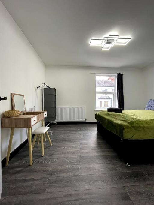 Central Area Terraced House With Private Hot Tub Lincoln Exteriér fotografie